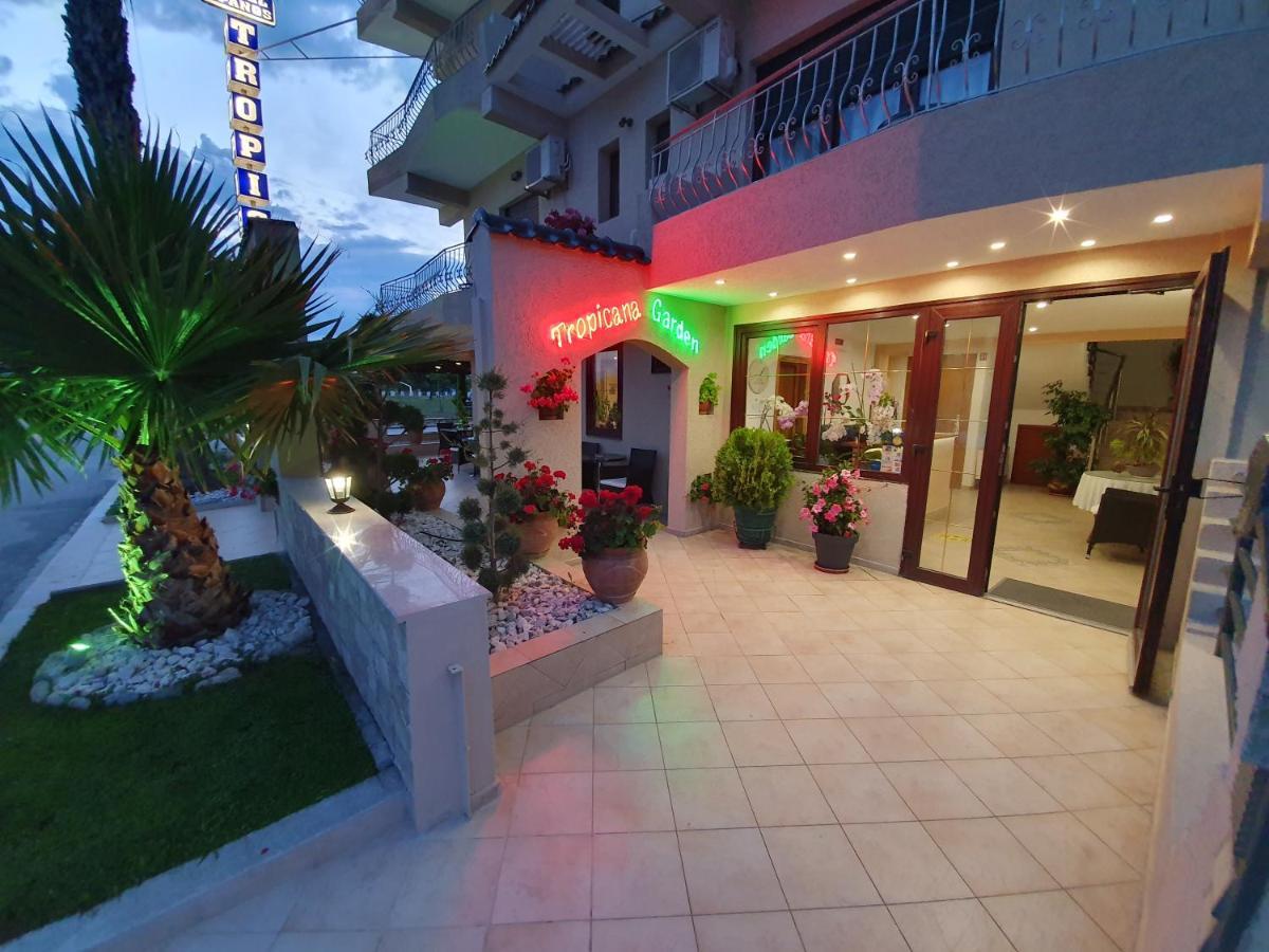 Tropicana Paralía Exterior foto
